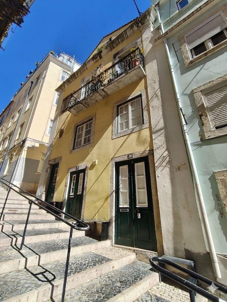 House in Misericordia, Lisbon, Portugal 2 - 17411709