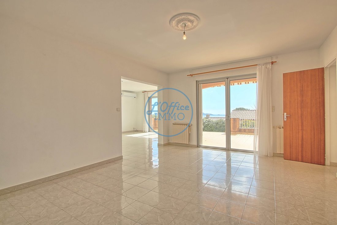 Villa in Centre Ville, Carqueiranne, France 5 - 17256617