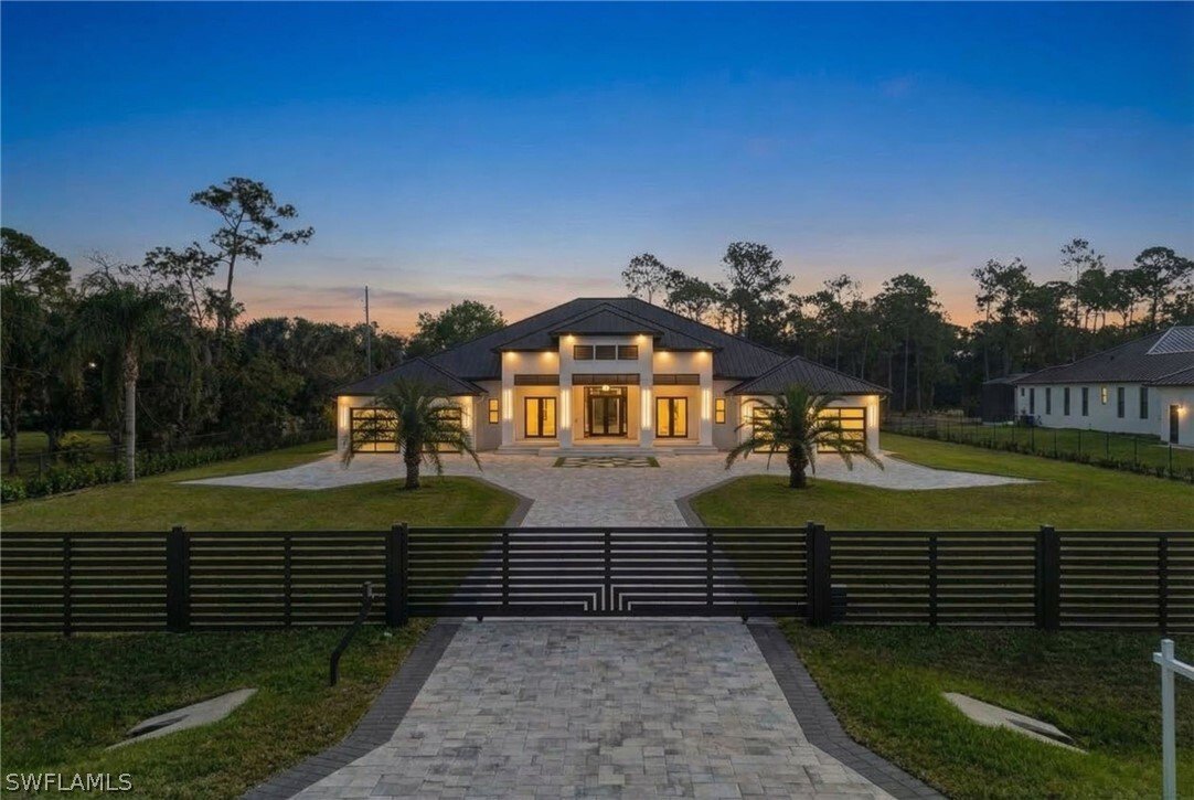 House in Naples, Florida, United States 4 - 17417069