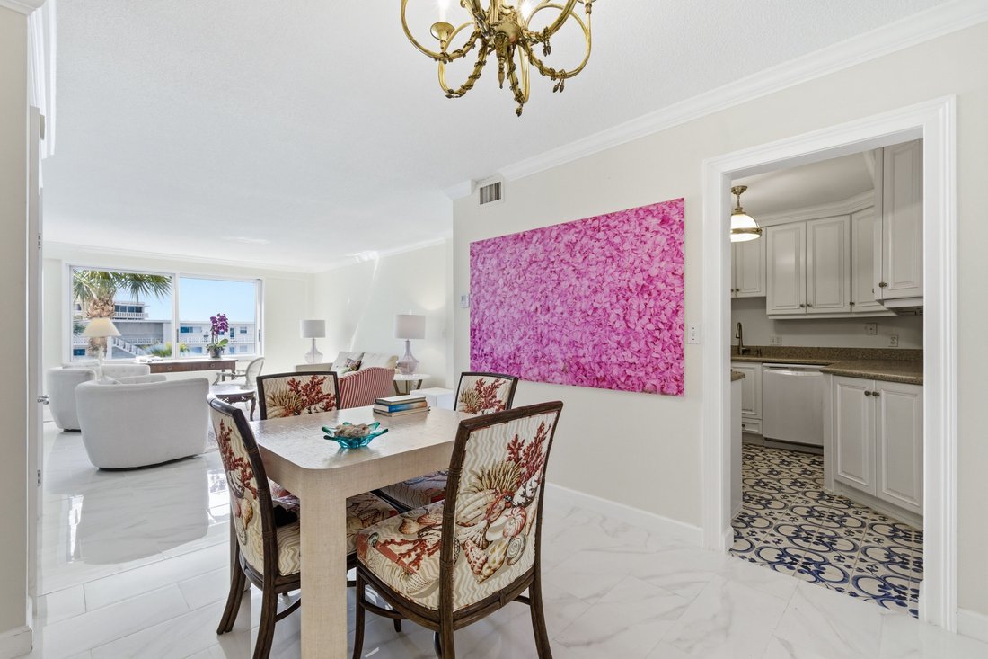 Condo in Palm Beach, Florida, United States 2 - 17346599