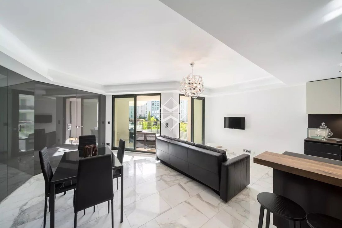 Apartment in La Source, Cannes, France 4 - 17408579
