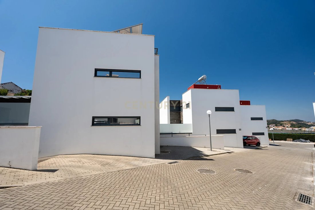 Villa in Venda do Pinheiro e Santo Estevao das Gales, Lisbon, Portugal 4 - 16058151