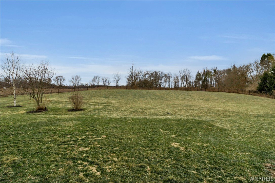 House in Stafford, New York, United States 4 - 17417425