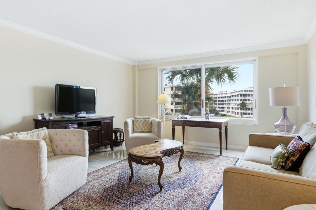 Condo in Palm Beach, Florida, United States 5 - 17346599