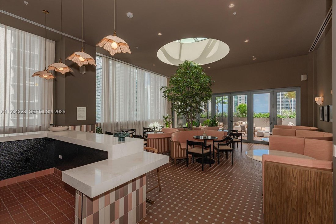 Condo in Miami, Florida, United States 4 - 17205662