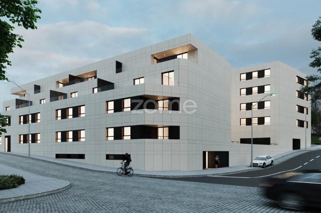 Apartment in Lordelo do Ouro e Massarelos, Porto District, Portugal 3 - 17412384