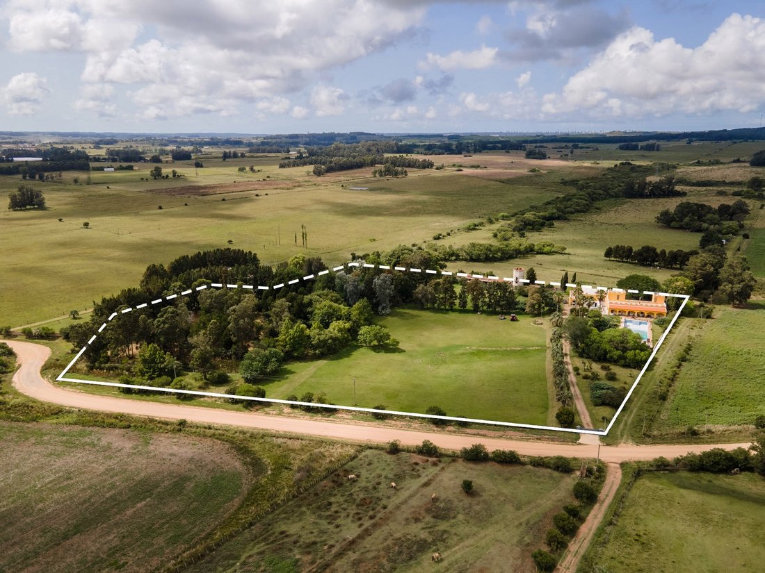 Farm Ranch in Maldonado, Maldonado Department, Uruguay 2 - 17412616