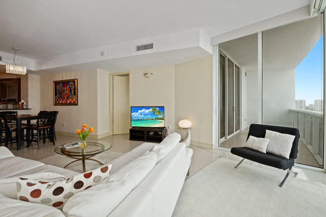 Condo in Sunny Isles Beach, Florida, United States 4 - 17421684