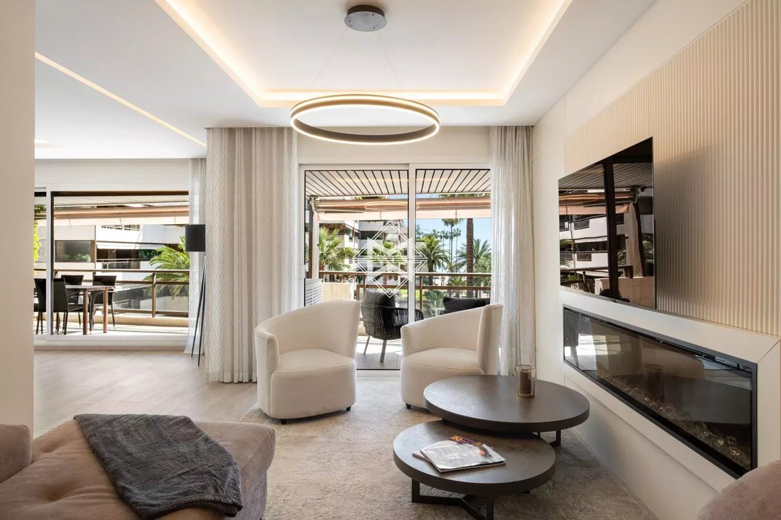 Apartment in French Riviera, Provence-Alpes-Côte d'Azur, France 1 - 17408610
