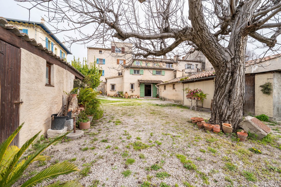 Villa in Centre du Village, La Colle-sur-Loup, France 3 - 17407920