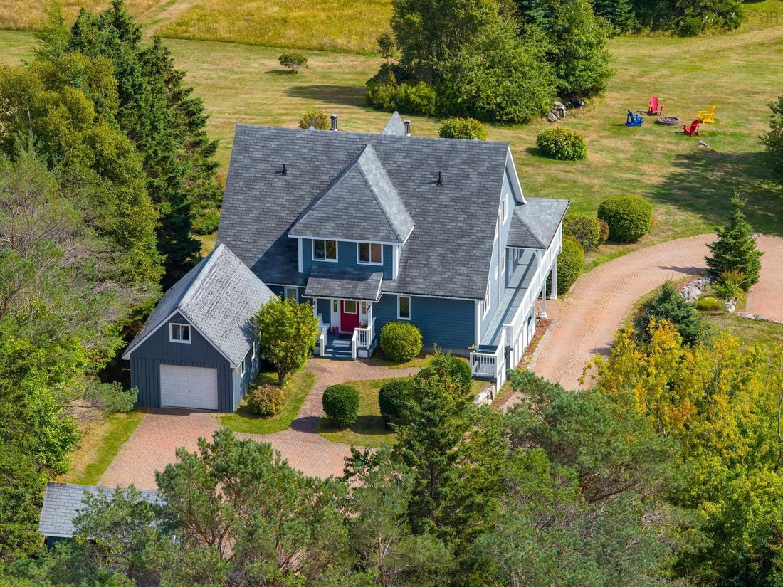 House in East Chester, Nova Scotia, Canada 3 - 17411254
