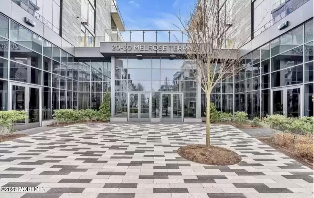 Condo in Long Branch, New Jersey, United States 1 - 17417075