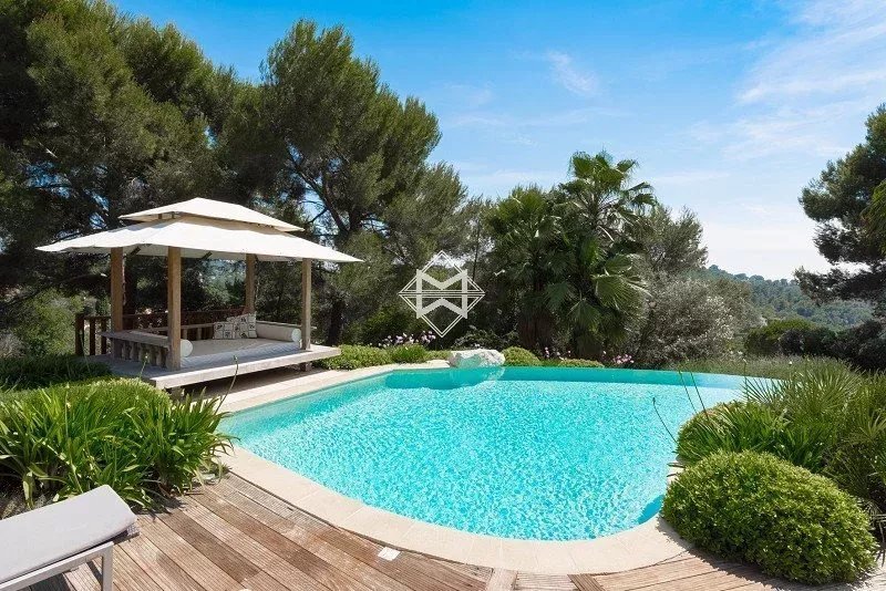 Villa in Mougins, Provence-Alpes-Côte d'Azur, France 4 - 17408769