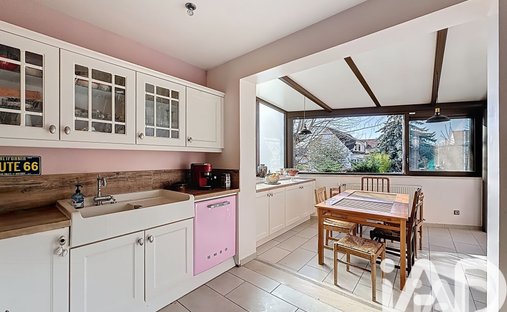 House in Belles Vues, Houilles, France 1