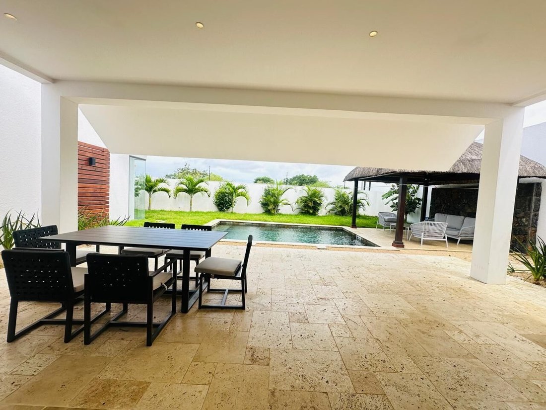 House in Grand Baie, Rivière du Rempart District, Mauritius 2 - 17420737