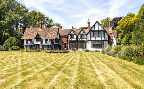 House in Maidstone, England 1
