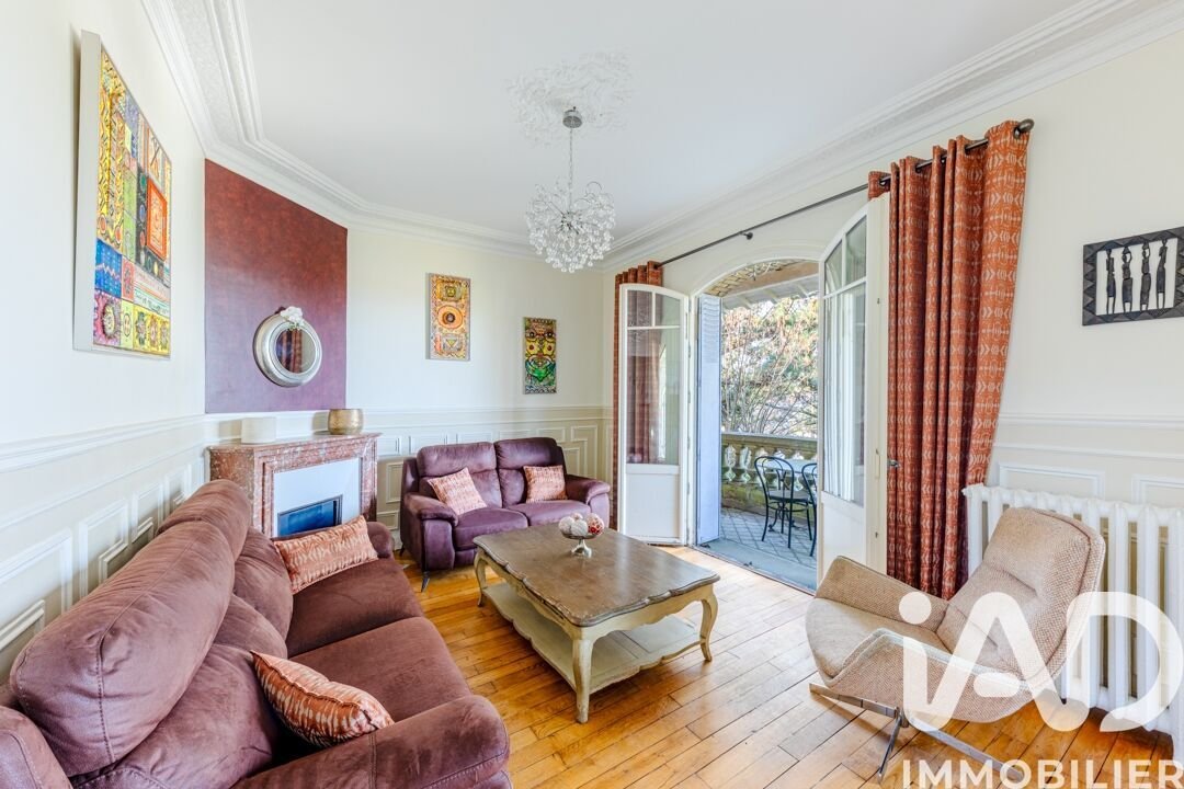 House in Soisy-sous-Montmorency, Ile-de-France, France 1 - 17420261