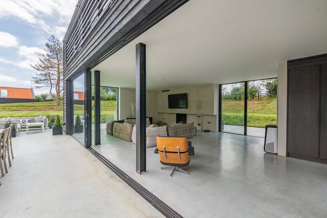 House in Saltwood, England 5 - 17412108