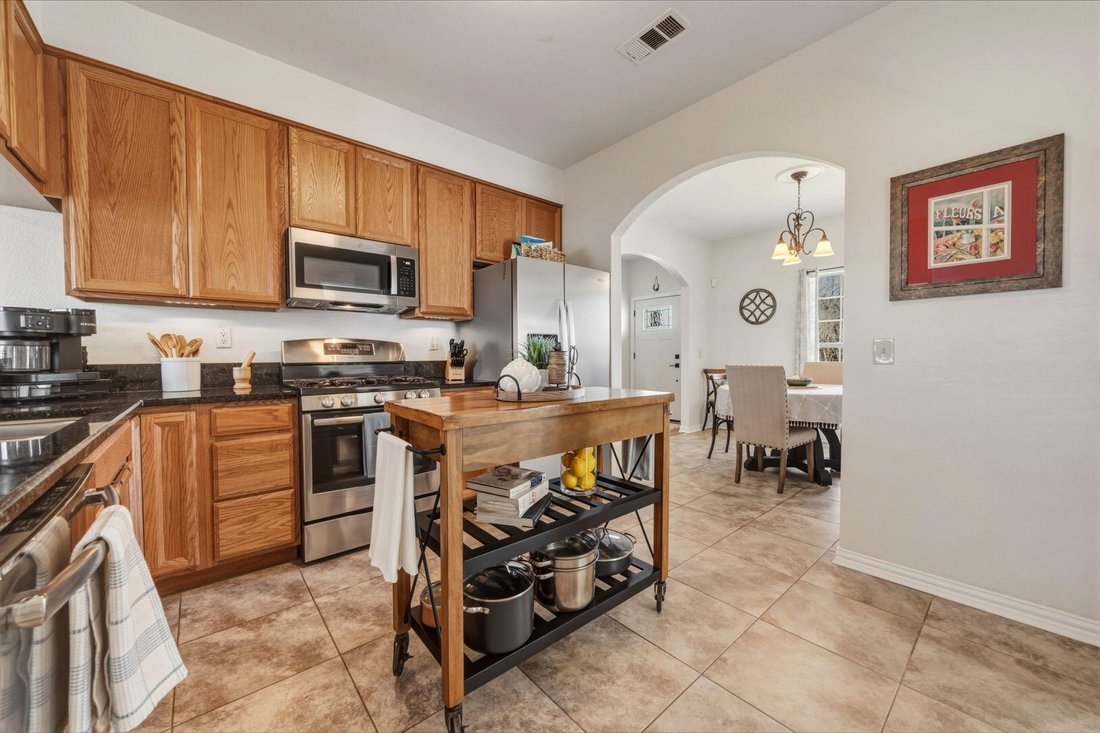 House in Lockhart, Texas, United States 4 - 17236121