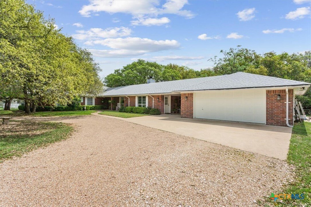 House in Salado, Texas, United States 5 - 17410559
