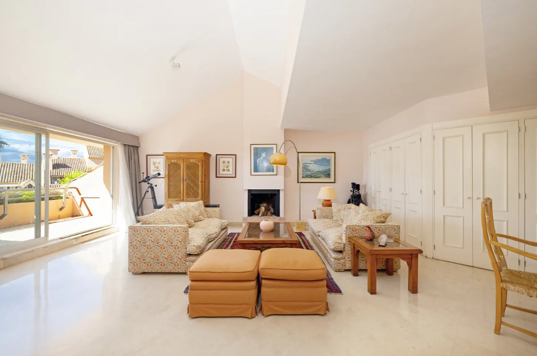 Apartment in Sotogrande, San Roque, Andalusia 4 - 17414300