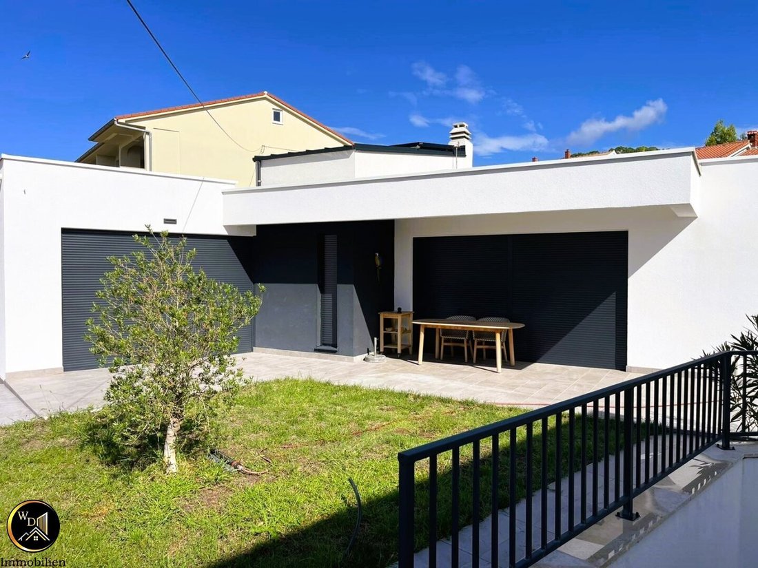 Villa in Barbat, Primorje-Gorski Kotar County, Croatia 4 - 17035795