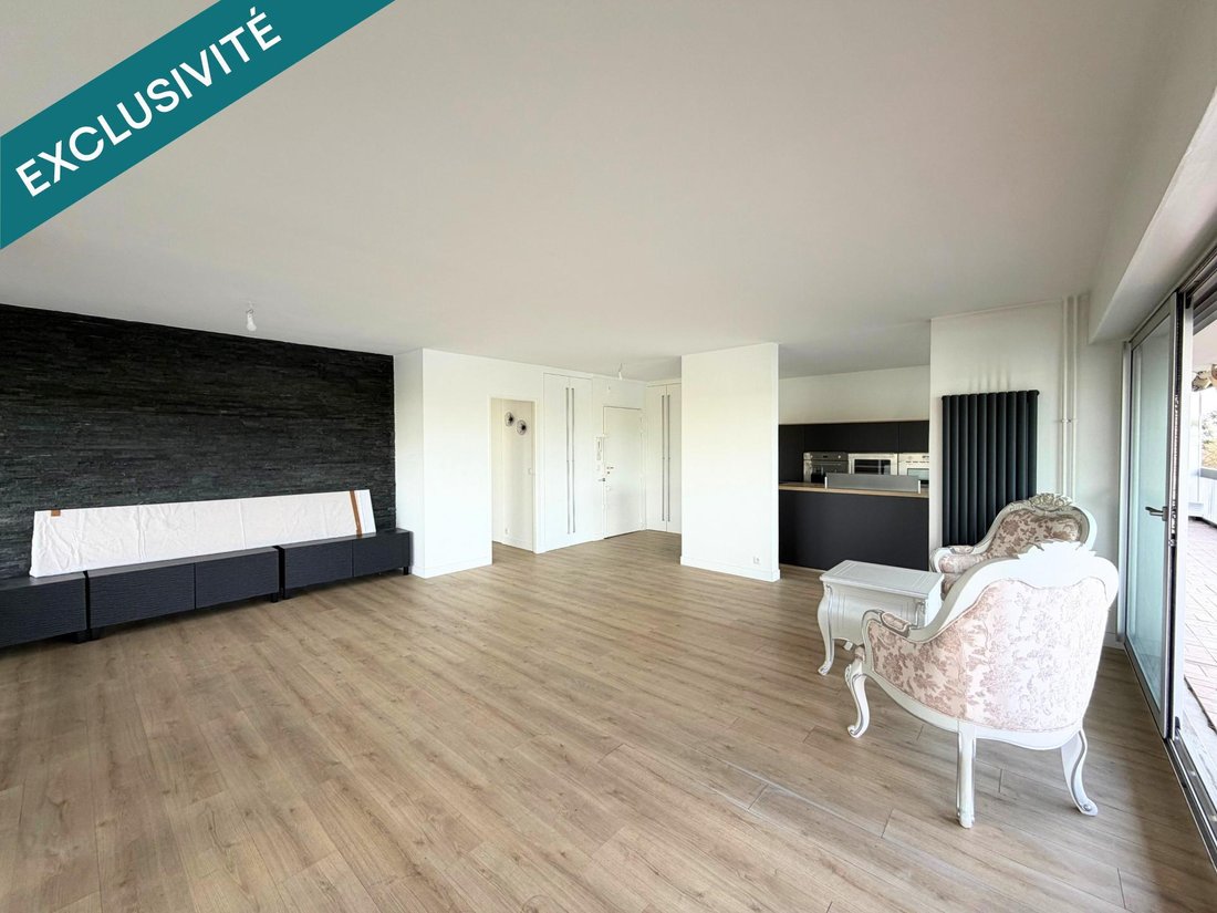 Apartment in Creteil, Ile-de-France, France 4 - 17409286