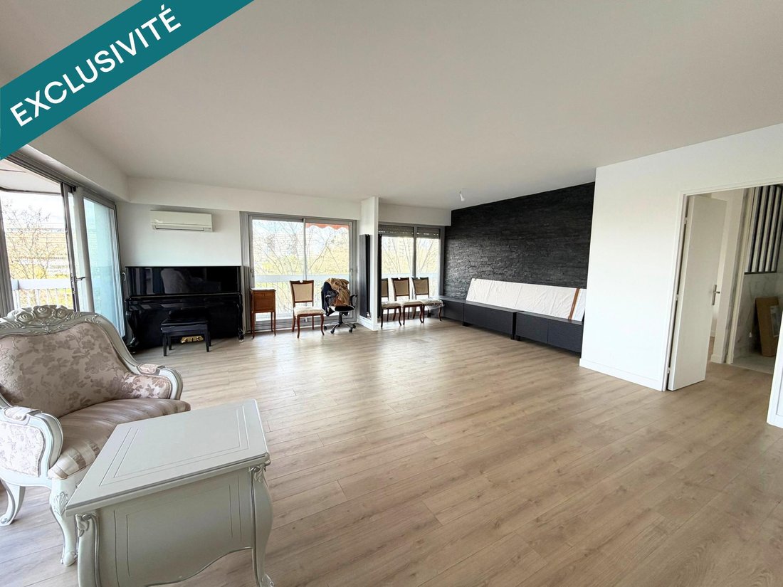 Apartment in Creteil, Ile-de-France, France 3 - 17409286