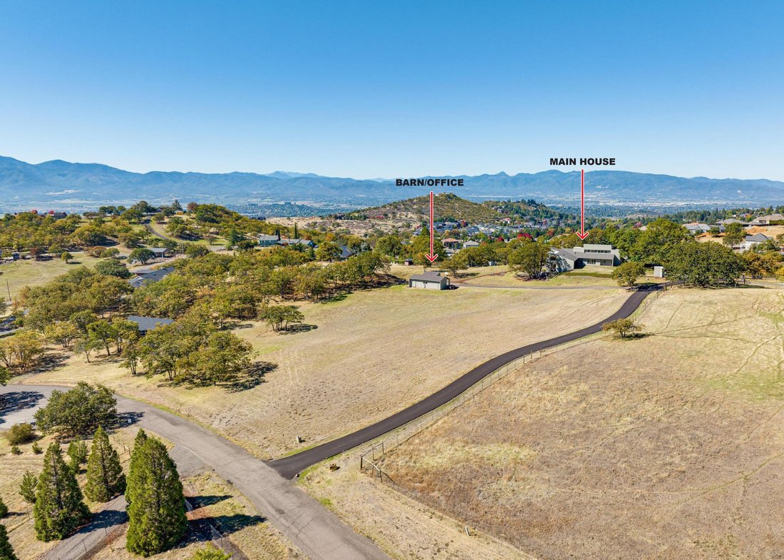 House in Medford, Oregon, United States 3 - 17413142