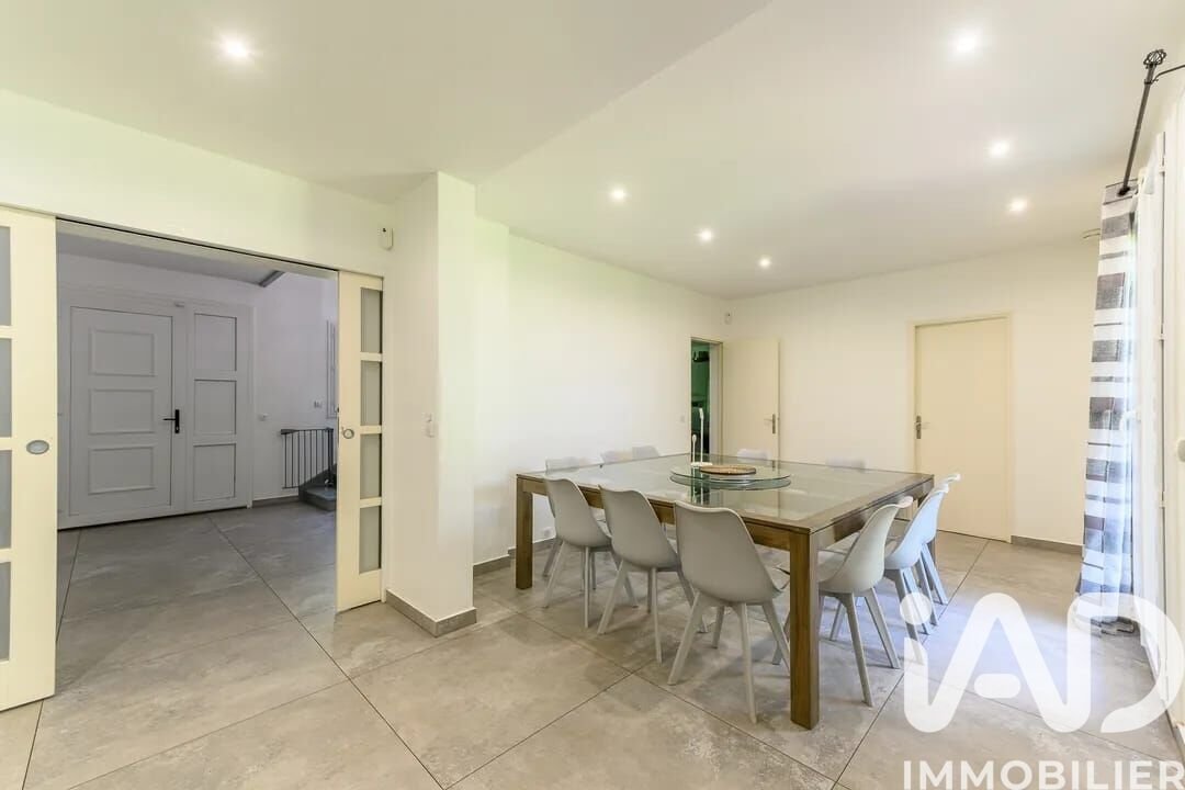 House in La Queue-en-Brie, Ile-de-France, France 5 - 17412113