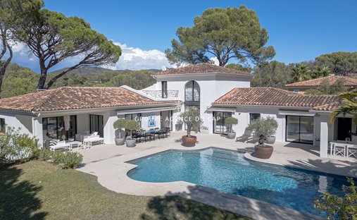 Villa in Le Dramont-Agay-Anthéor-Le Trayas, Saint-Raphaël, France 1