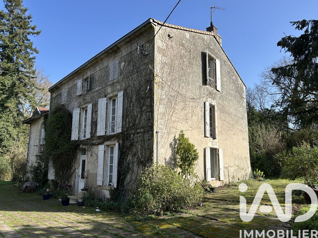 House in Echire, Nouvelle-Aquitaine, France 2 - 17416876