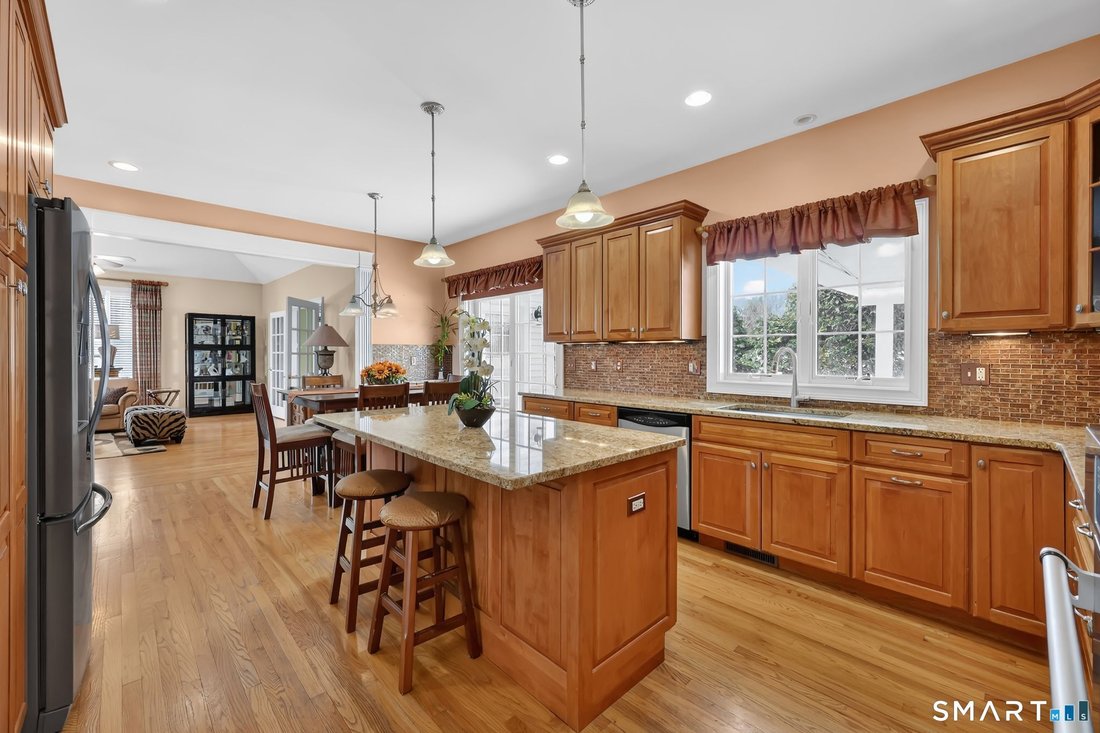 House in Monroe, Connecticut, United States 5 - 17413190