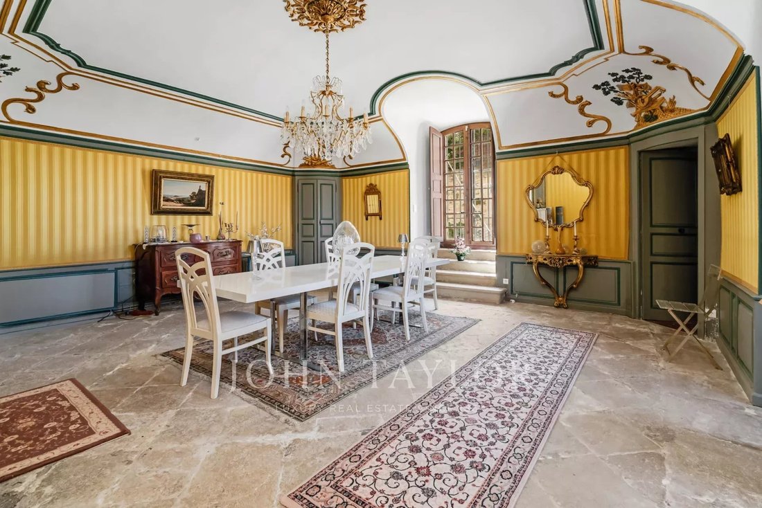 Château à Aiguines, Provence-Alpes-Côte d'Azur, France 5 - 17408050