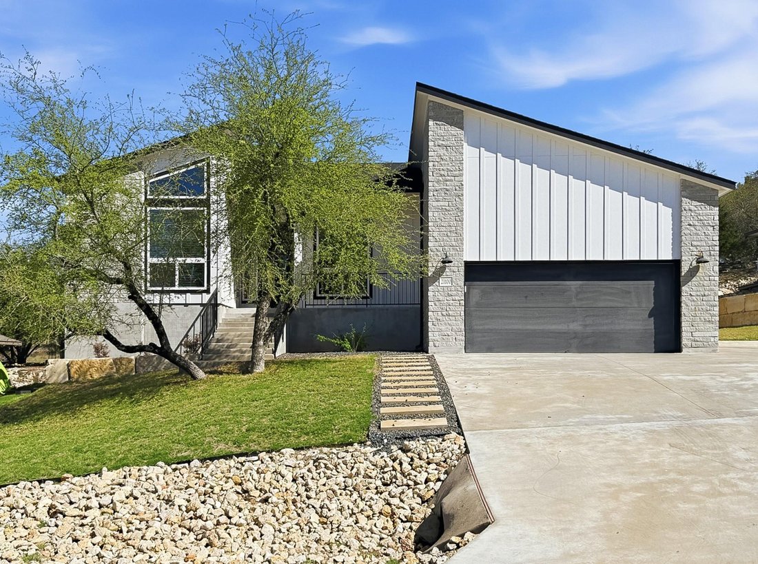 House in Jonestown, Texas, United States 1 - 17410457