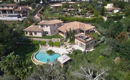 Villa in Mougins, Provence-Alpes-Côte d'Azur, France 1