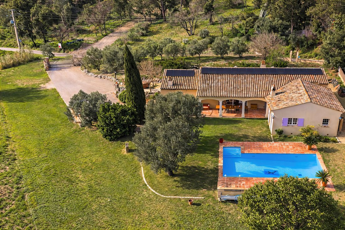 Villa in Ouest, Cogolin, France 4 - 17412112