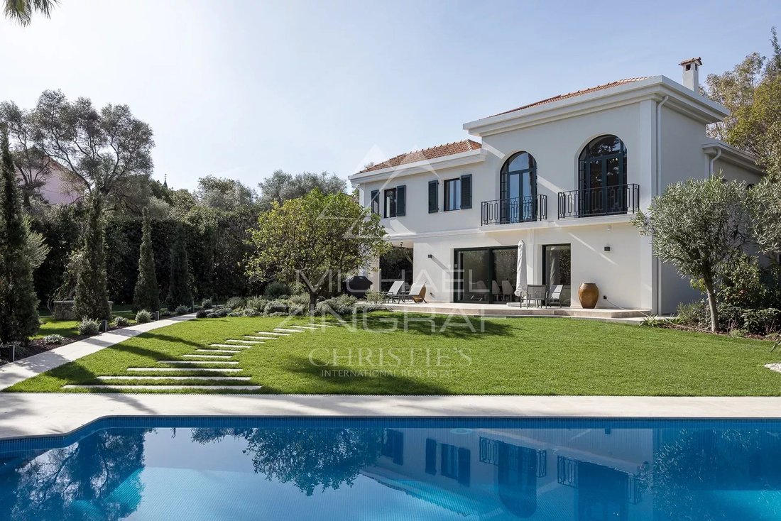 Villa in Ponteil, Antibes, France 1 - 14067648
