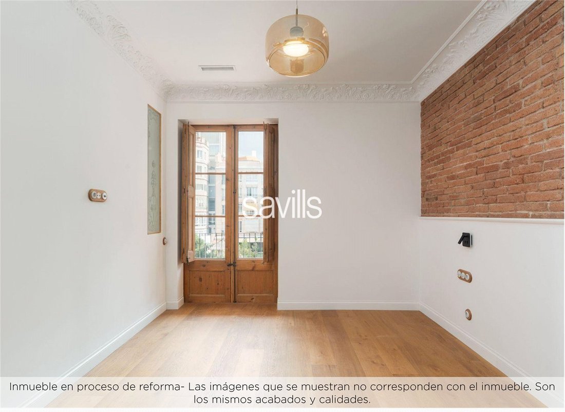 Apartment in Eixample, Barcelona, Spain 4 - 17408149