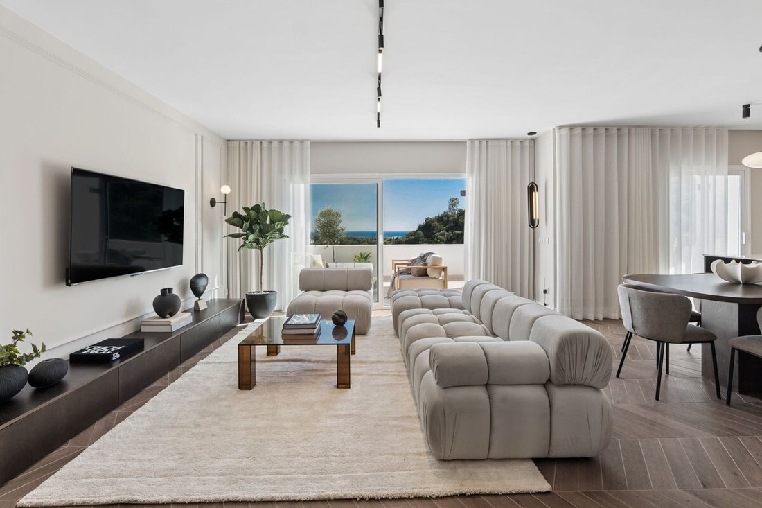 Penthouse in Benahavis, Andalusia, Spain 3 - 17408716