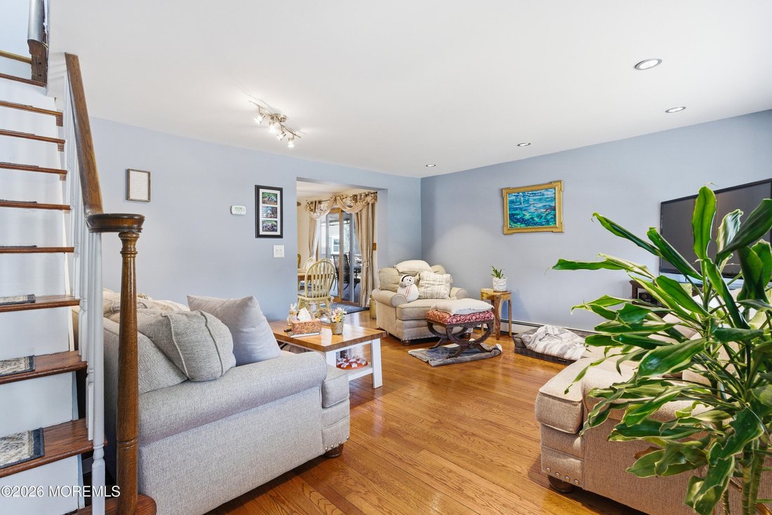 House in Oakhurst, New Jersey, United States 5 - 17418228
