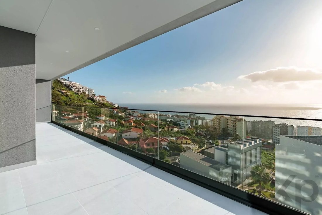 Apartment in Sao Martinho, Madeira, Portugal 1 - 17255997