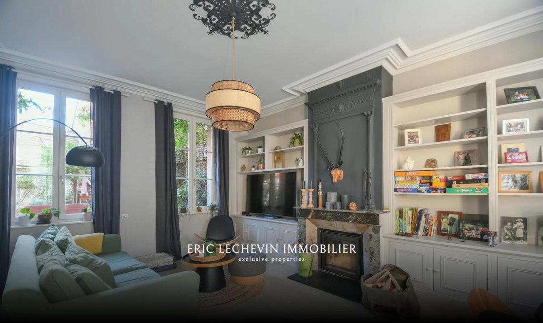 House in Montreuil-sur-Mer, Hauts-de-France, France 5 - 16677804