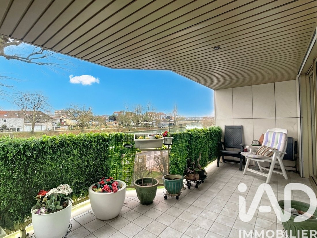 Apartment in L'Ile d'Amour, Le Perreux-sur-Marne, France 1 - 17420300