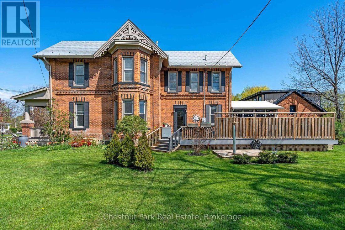 House in Meaford, Ontario, Canada 4 - 17414471