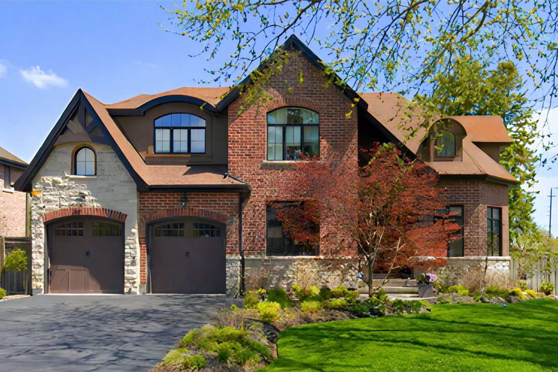 House in Burlington, Ontario, Canada 1 - 17408116