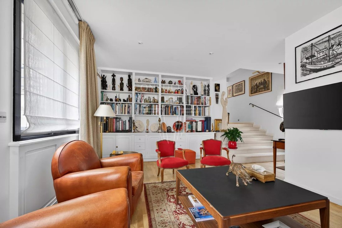 Apartment in Bois de Boulogne, Paris 16e Arrondissement, Paris 2 - 17395891