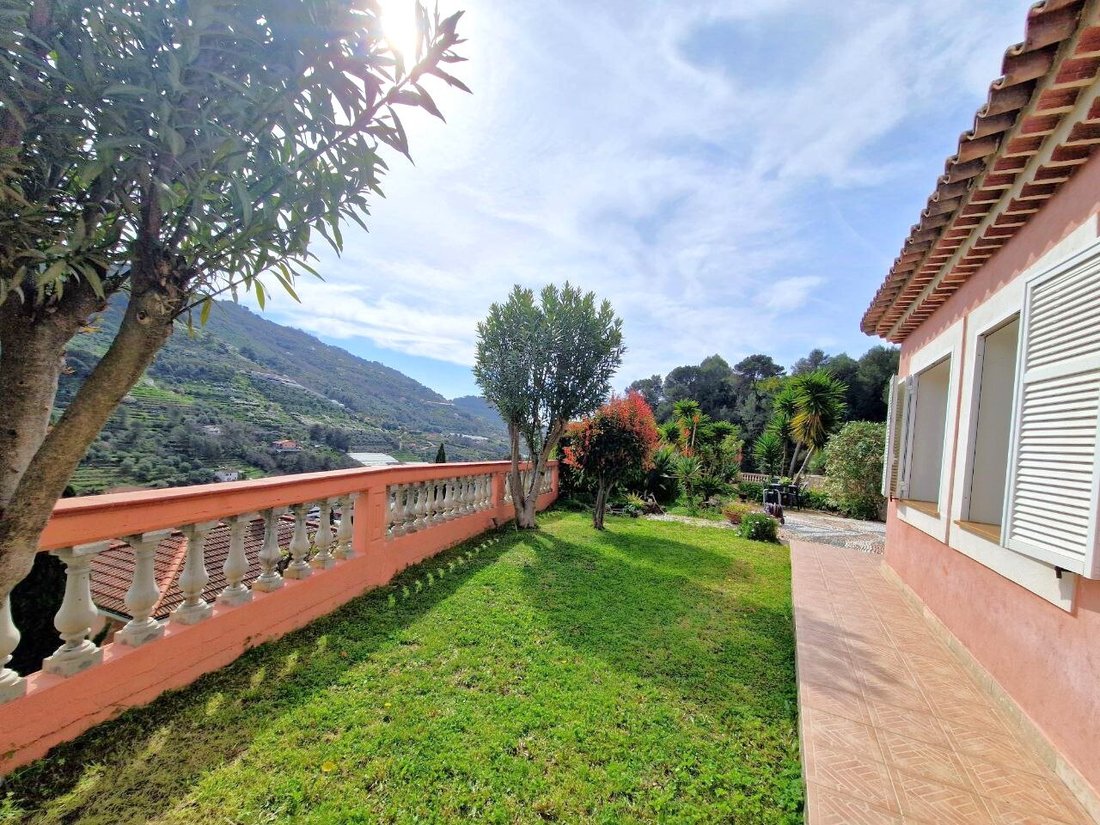 Villa in Soldano, Liguria, Italy 4 - 17385766