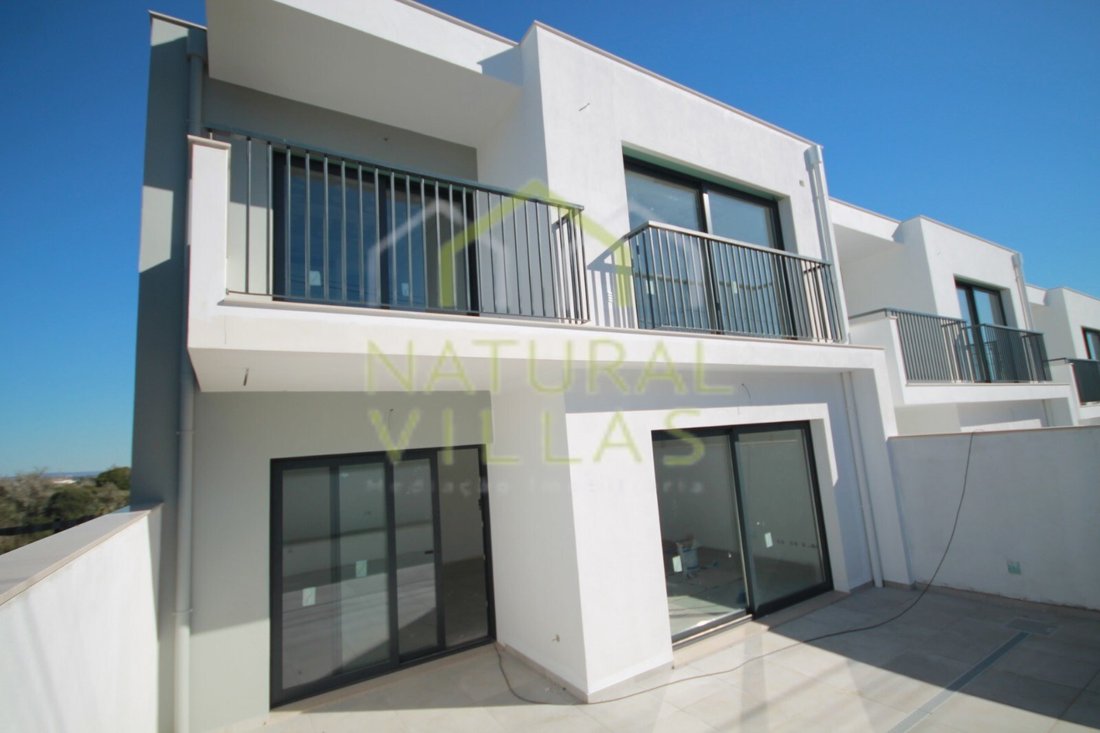 House in Armacao de Pera, Algarve, Portugal 1 - 16899284