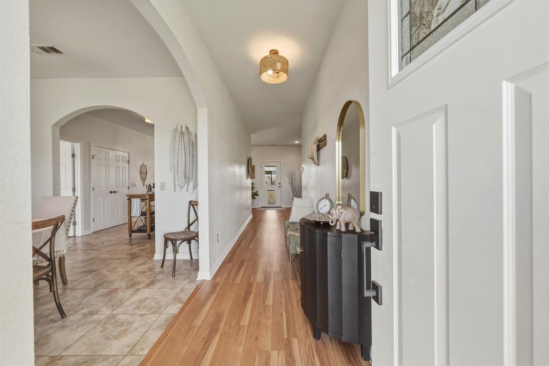 House in Lockhart, Texas, United States 2 - 17236121